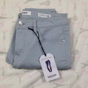 Knockout Skinny Kensie Jeans